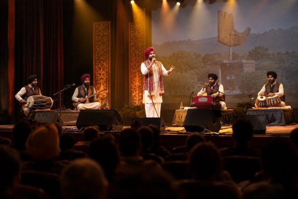 Punjabi live music performance on a theatre stage for Rangan Di Ustat in Chandigarh